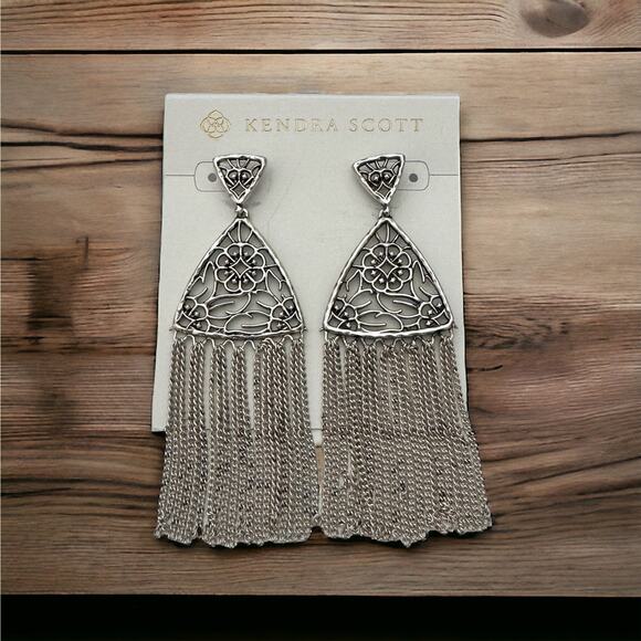 NWT! Kendra Scott Ana Statement Drop Earrings in Silver - Picture 1 of 5
